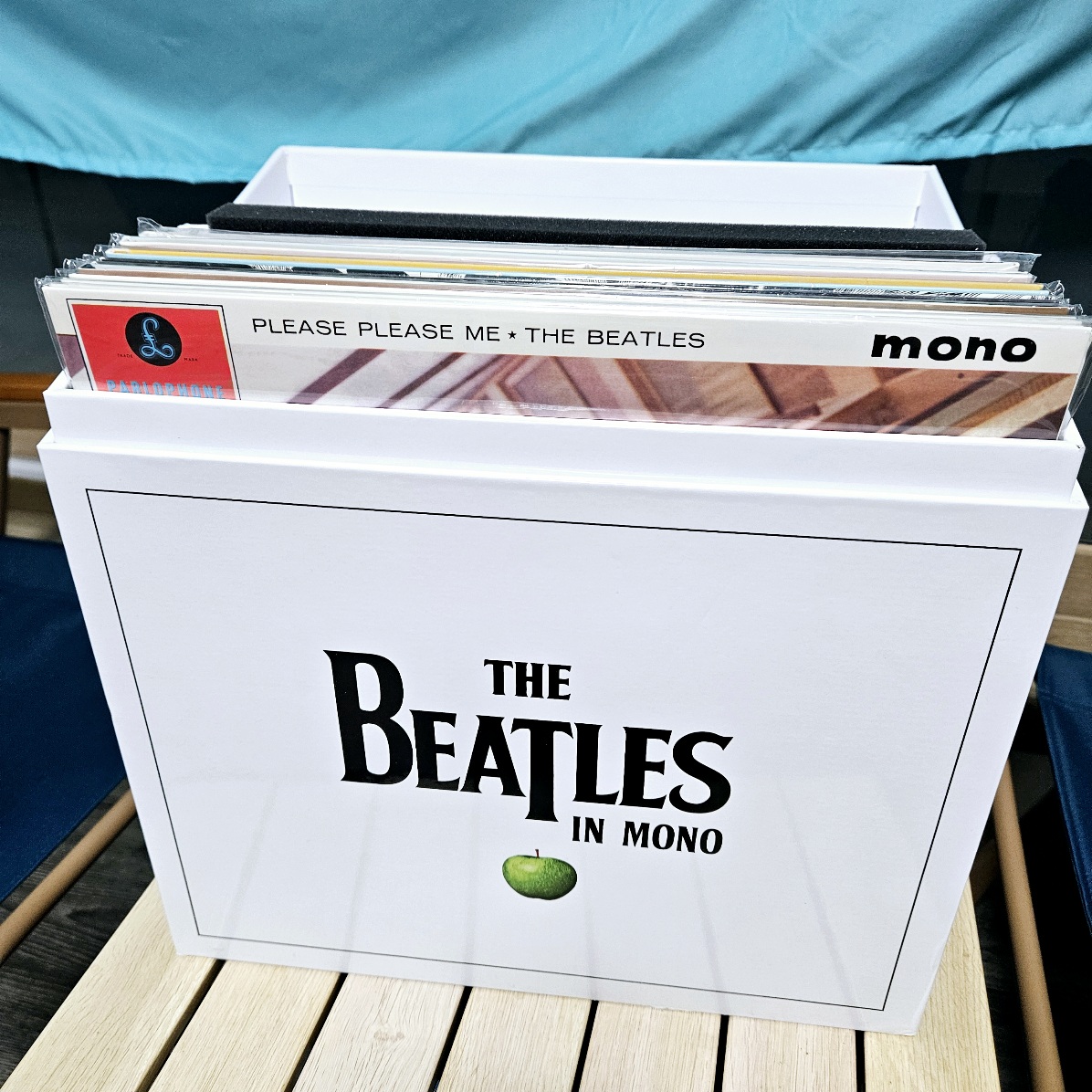 비틀즈 모노 LP 박스